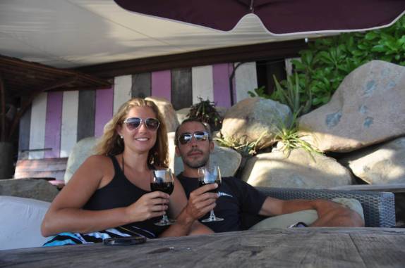 No bar 'Do Brazil' na Shell Beach em Gustavia, capital de St. Barth - Caribe